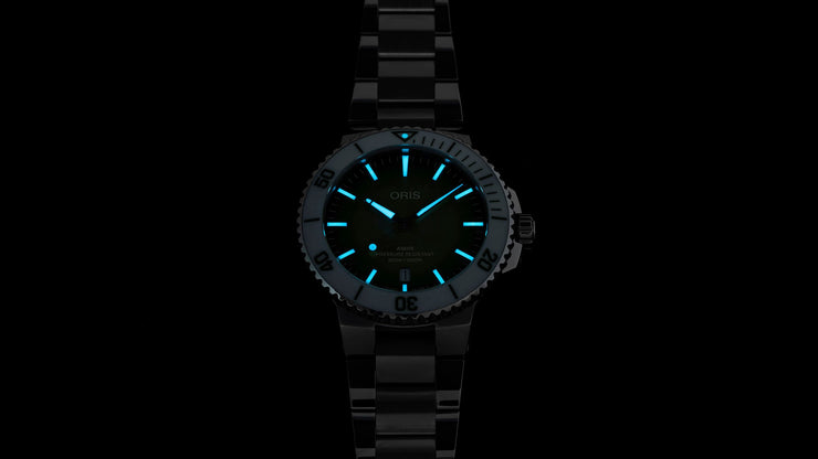 Oris Aquis Date Taste of Summer Watermelon Green 41.5mm - 2024 Christmas Catalog Pg. 7