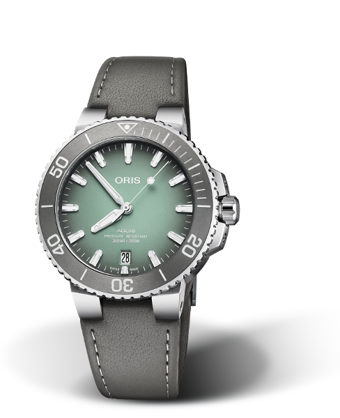 Oris Aquis Date Green Dial 39.5mm Garrick Jewelers PA