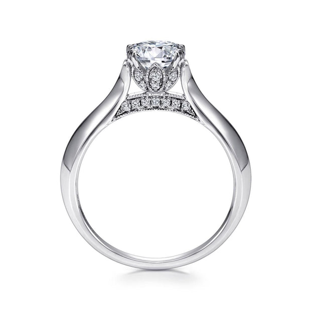 18K White Gold Round Diamond Engagement Ring